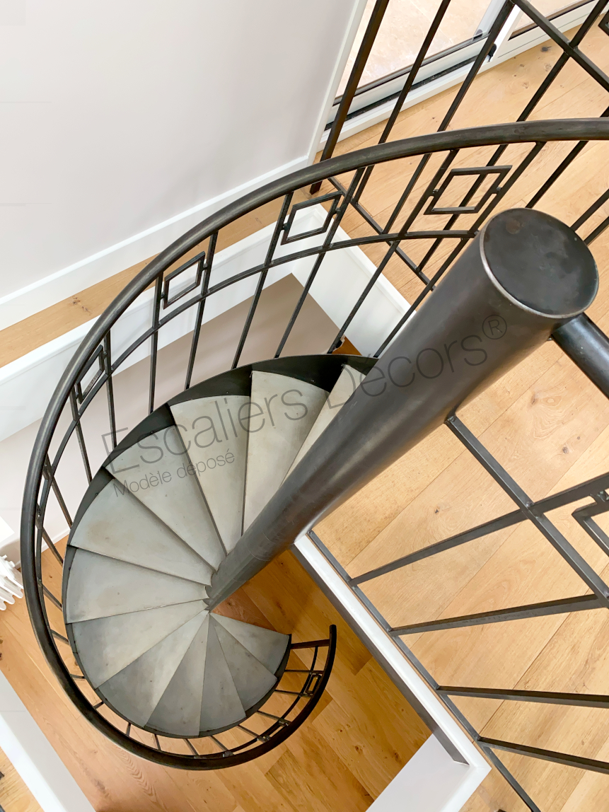 Escalier au design des années 30 : Collection Ernest